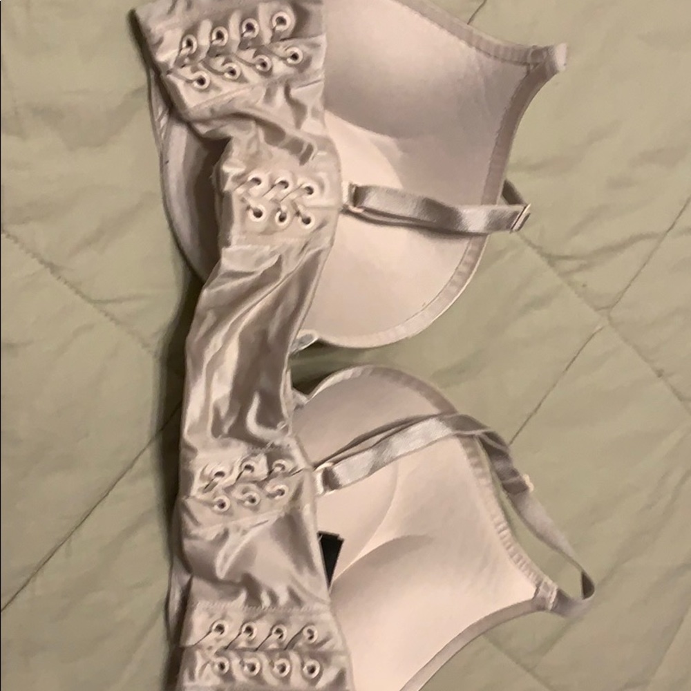 Victoria Secret bombshell front close bra